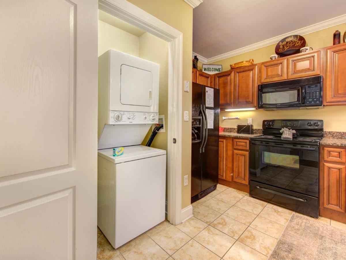 City Bear, 2Br, Pool, Spa, Downtown Gatlinburg, Sleeps 6 Daire Dış mekan fotoğraf
