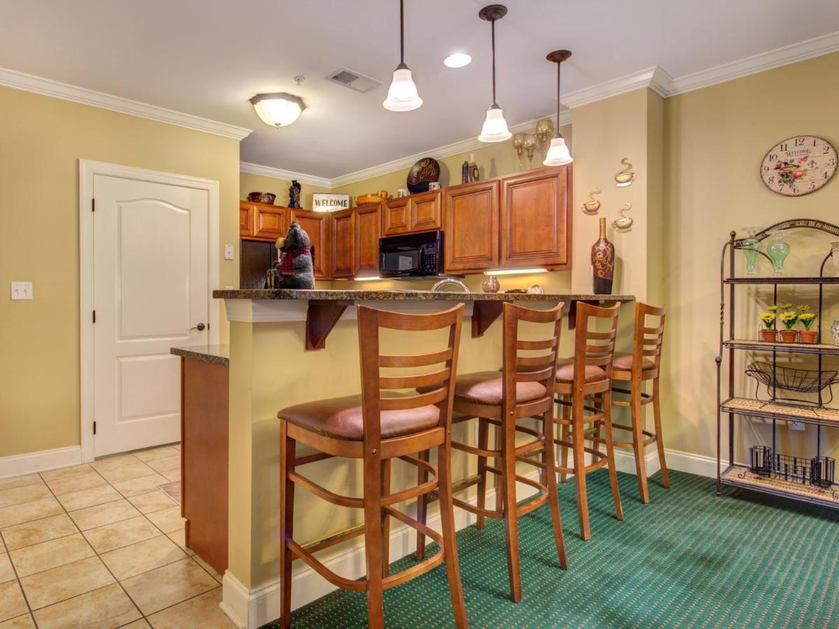 City Bear, 2Br, Pool, Spa, Downtown Gatlinburg, Sleeps 6 Daire Dış mekan fotoğraf